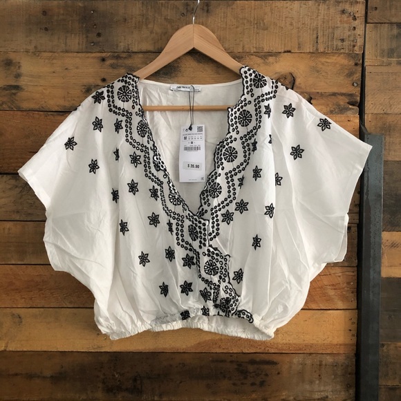 Zara Tops - NWT Zara Embroidered Top - sz M